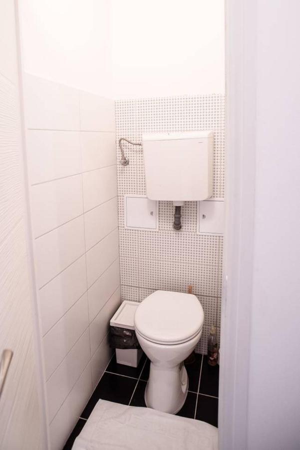 Peaceful, Cozy And New Apartment With Balcony Budapest Exteriör bild